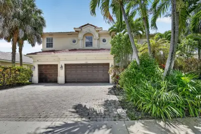 13382 Lakepointe Cir, Cooper City: photo 1 of 78