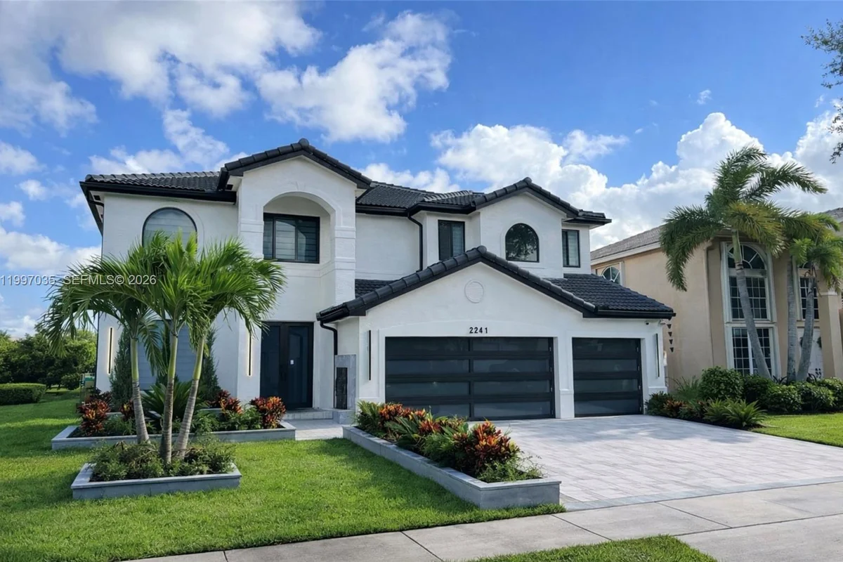 2241 SW 164th Ave, Miramar: photo 1 of 51
