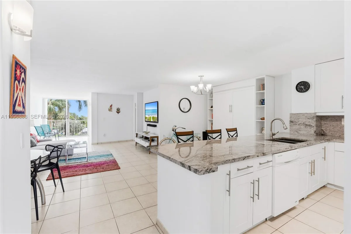 6450 Collins Ave #204, Miami Beach: photo 1 of 38
