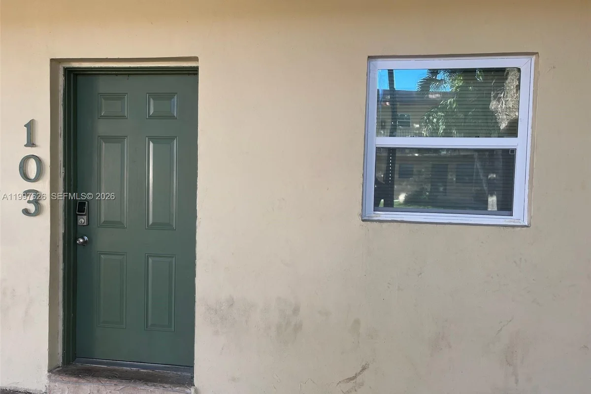 4800 NW 24th Ct #D103, Lauderdale Lakes: photo 1 of 23