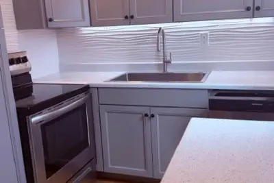 331 N Sheffield N, West Palm Beach: photo 1 of 39