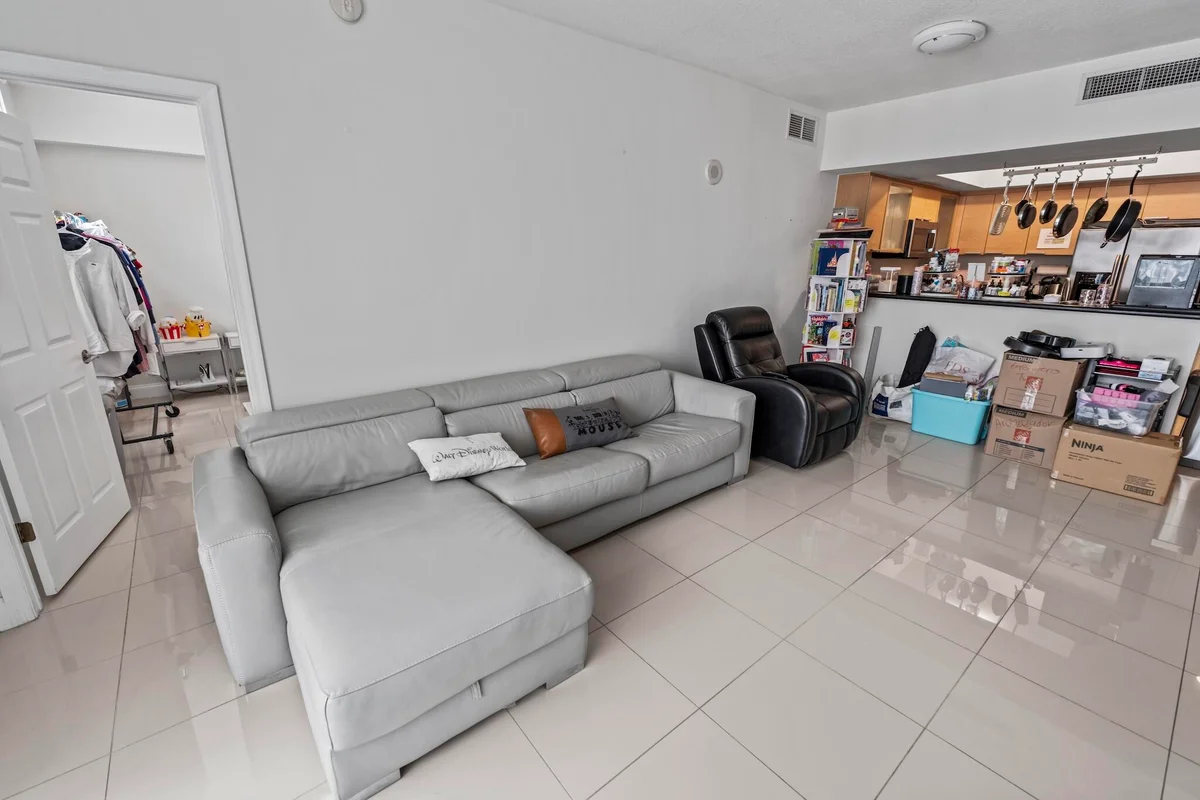 140 S Dixie Hwy #512, Hollywood: photo 1 of 37