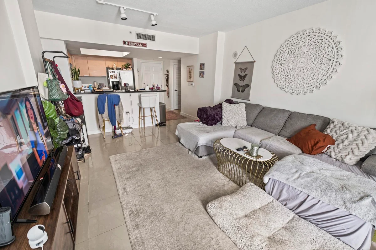 140 S Dixie Hwy #823, Hollywood: photo 1 of 22