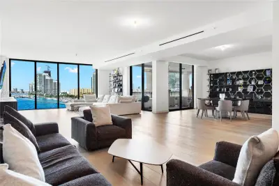 6882 Fisher Island Dr, Miami Beach: photo 1 of 68