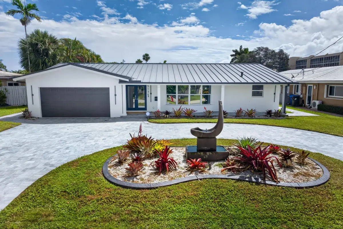 5136 NE 26th Ave, Fort Lauderdale: photo 1 of 62