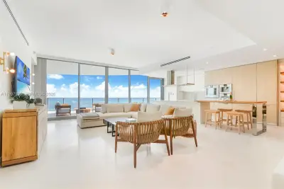 15701 Collins Ave #2302, Sunny Isles Beach: photo 1 of 23