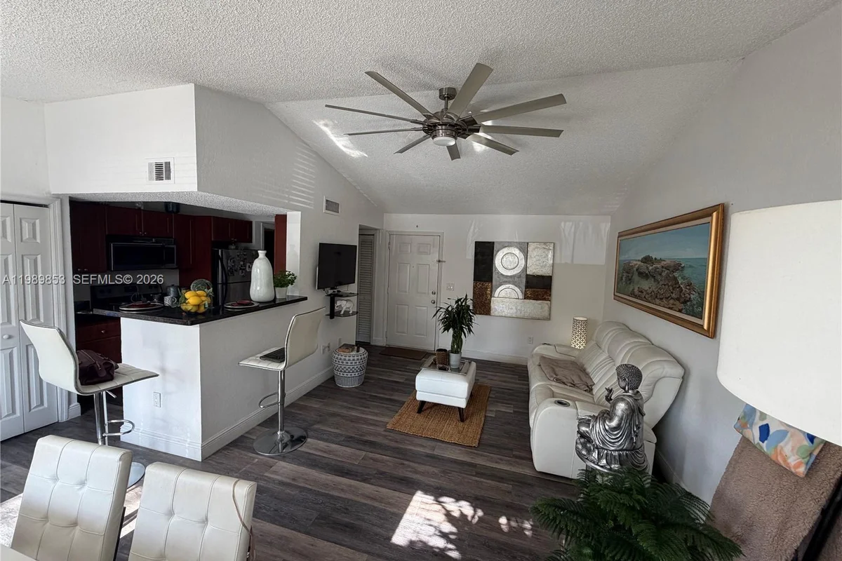 10670 SW 156th Pl #308, Miami: photo 1 of 21