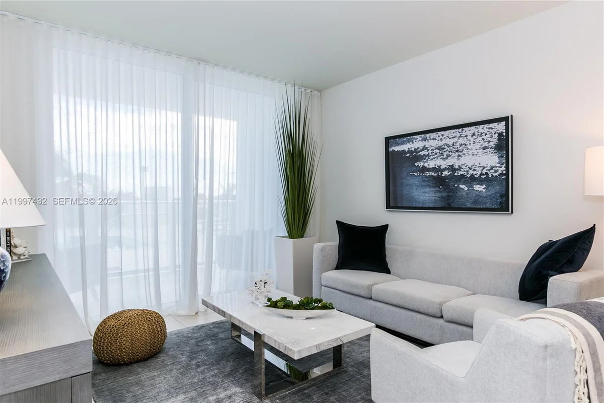 401 N Birch Rd #404, Fort Lauderdale: photo 1 of 39
