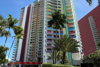 1581 Brickell Ave #406, Miami: photo 1 of 20