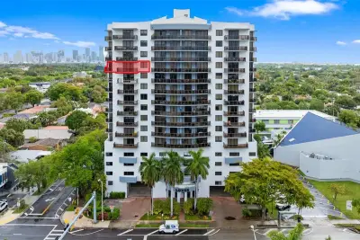 2301 SW 27th Ave #906, Miami: photo 1 of 38