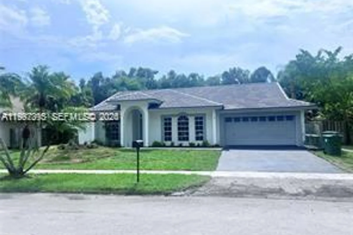 427 SW 169th Ter, Weston: photo 1 of 71
