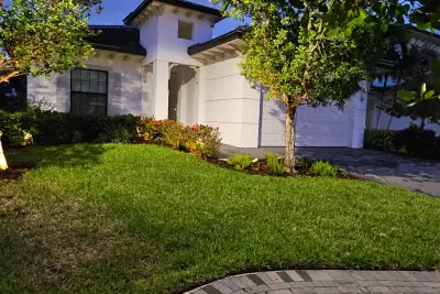 3069 Safflower Cir, West Palm Beach: photo 1 of 39