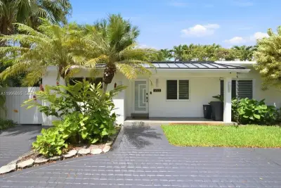 6133 SW 44th Ter, Miami: photo 1 of 52