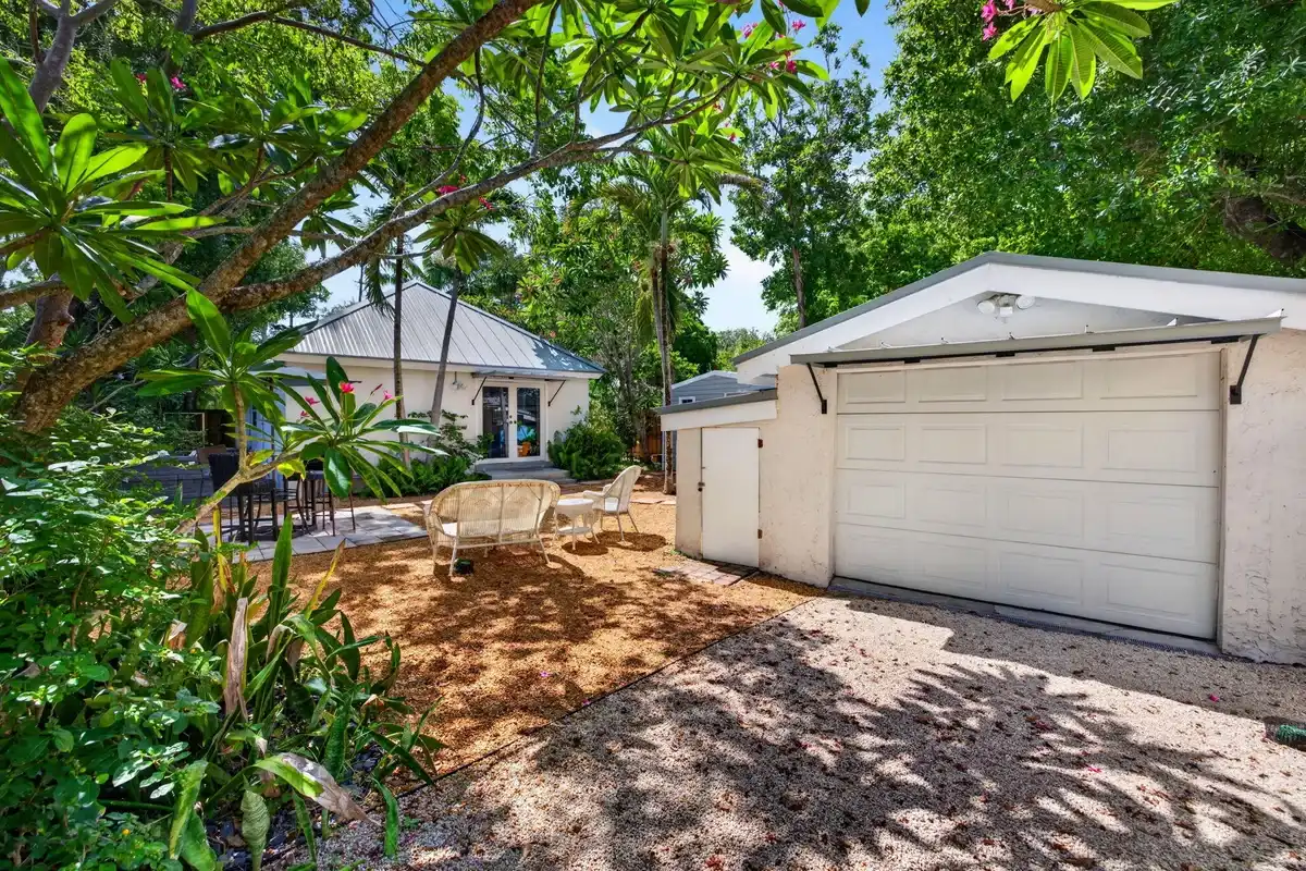 605 SW 6th Ave, Fort Lauderdale: photo 1 of 70