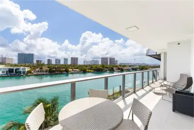 10201 E Bay Harbor Dr #507, Bay Harbor Islands: photo 1 of 68