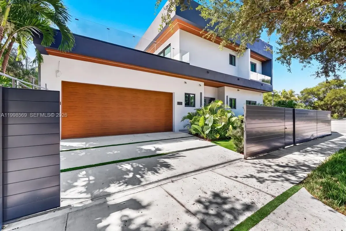 9833 N Miami Ave, Miami Shores: photo 1 of 45