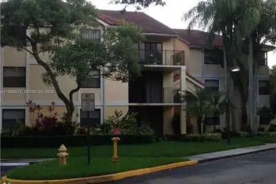 10161 W Sunrise Blvd #102, Plantation: photo 1 of 9