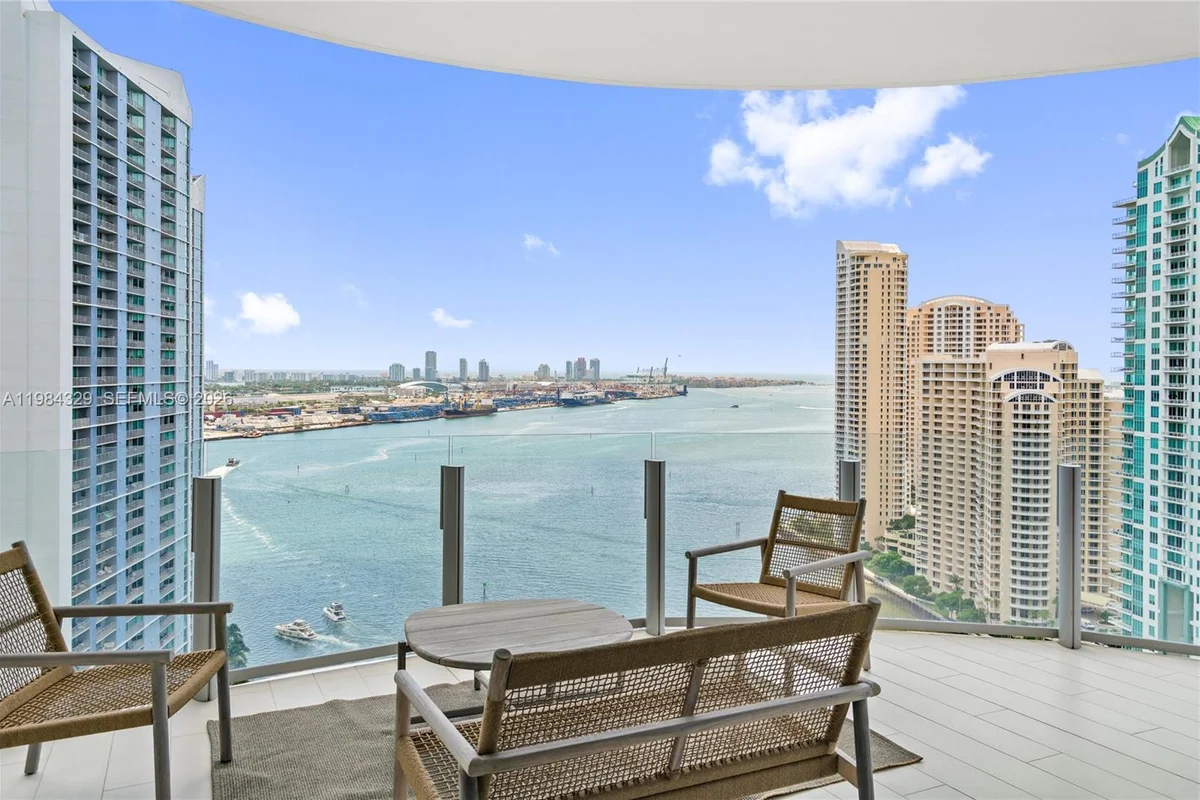 300 Biscayne Boulevard Way #2601E, Miami: photo 1 of 101
