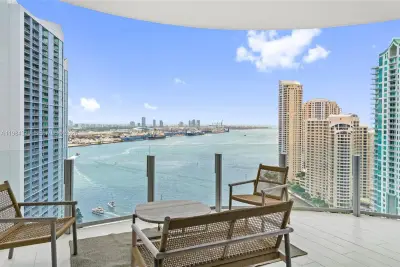 300 Biscayne Boulevard Way #2601E, Miami: photo 1 of 101