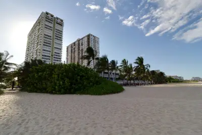 101 Briny Ave #409, Pompano Beach: photo 1 of 33