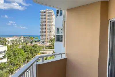 1965 S Ocean Dr #5D, Hallandale Beach: photo 1 of 16