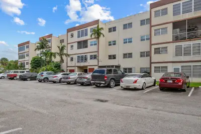 4047 NW 16th St #206, Lauderhill: photo 1 of 26