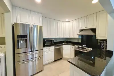 140 Lake Pine Cir #A-1, Greenacres: photo 1 of 43