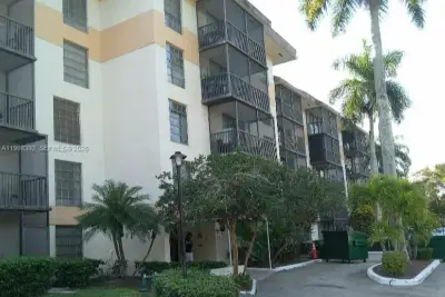 5570 NW 44th St #507A, Lauderhill: photo 1 of 18