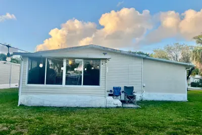 3306 NW 67th St, Coconut Creek: photo 1 of 35