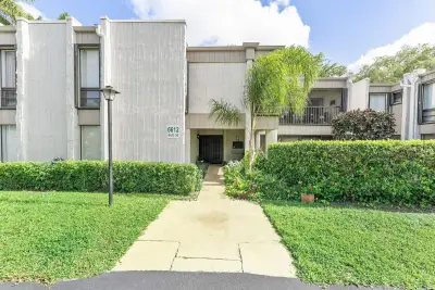6612 Burning Wood Dr #170, Boca Raton: photo 1 of 32
