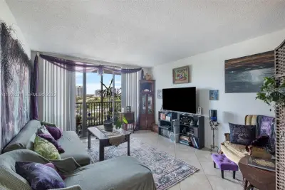 3475 N Country Club Dr #619, Aventura: photo 1 of 30