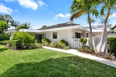 3616 Freshwater Dr, Jupiter: photo 1 of 29