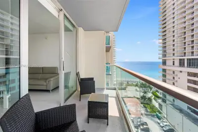 4001 S Ocean Dr #15B, Hollywood: photo 1 of 34
