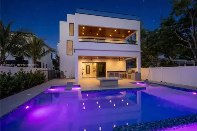 2613 Center Ave, Fort Lauderdale: photo 1 of 79