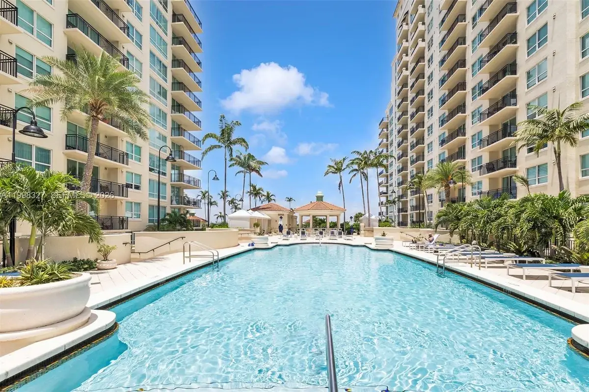 610 W Las Olas Blvd #1121N, Fort Lauderdale: photo 1 of 21