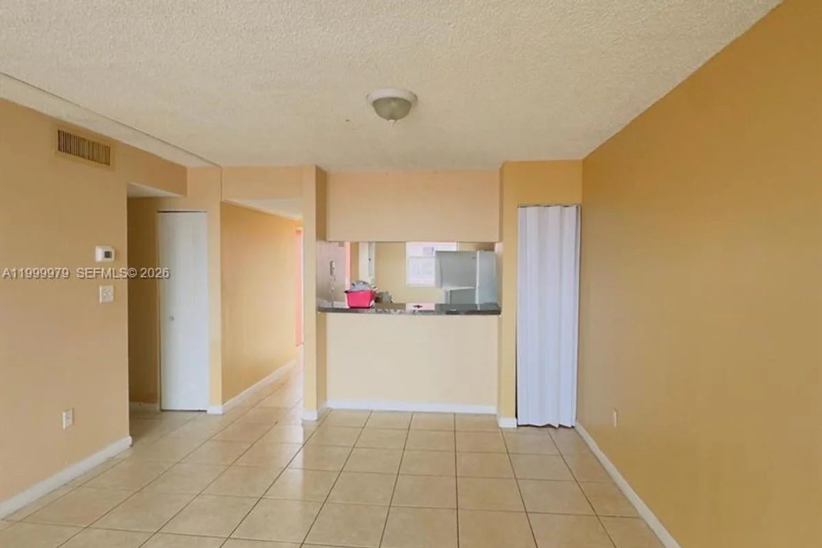 19841 SW 114th Ave #310, Miami: photo 1 of 16