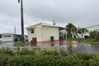 8557 SW 18th St, Davie: photo 1 of 5