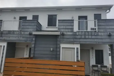 25302 SW 135th Ave, Homestead: photo 1 of 1