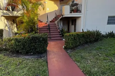 1601 NE Miami Gardens Dr #103, Miami: photo 1 of 18