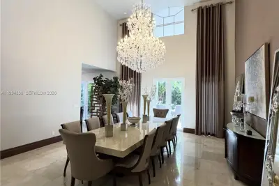 3630 Justison Rd, Miami: photo 1 of 8
