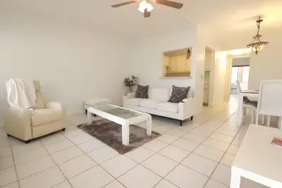 319 Chatham P, West Palm Beach: photo 1 of 41