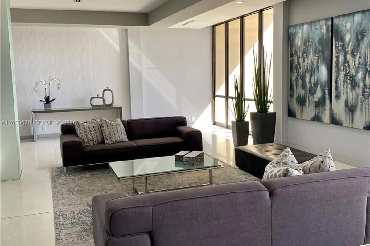 20379 W Country Club Dr #PH-40, Aventura: photo 1 of 15