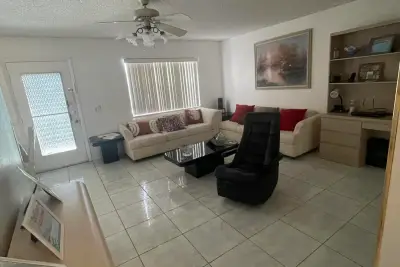 186 Flanders D, Delray Beach: photo 1 of 7