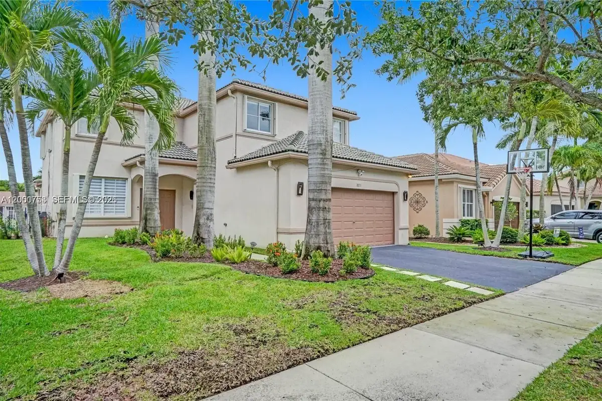 1871 Silverbell Ter, Weston: photo 1 of 67