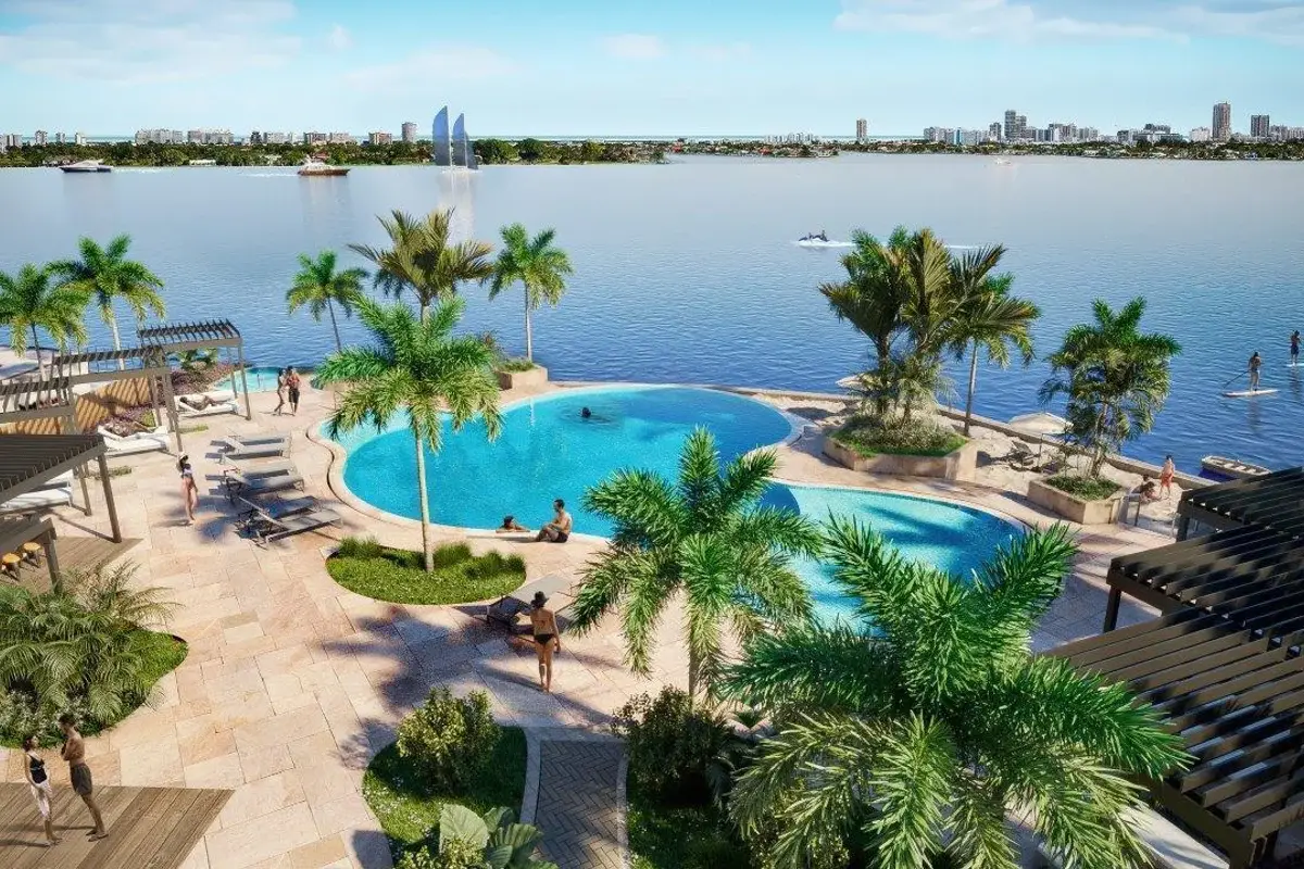 11295 Biscayne Blvd #610, Miami: photo 1 of 13