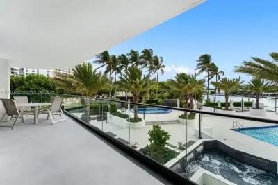 5500 Collins Ave #304, Miami Beach: photo 1 of 32