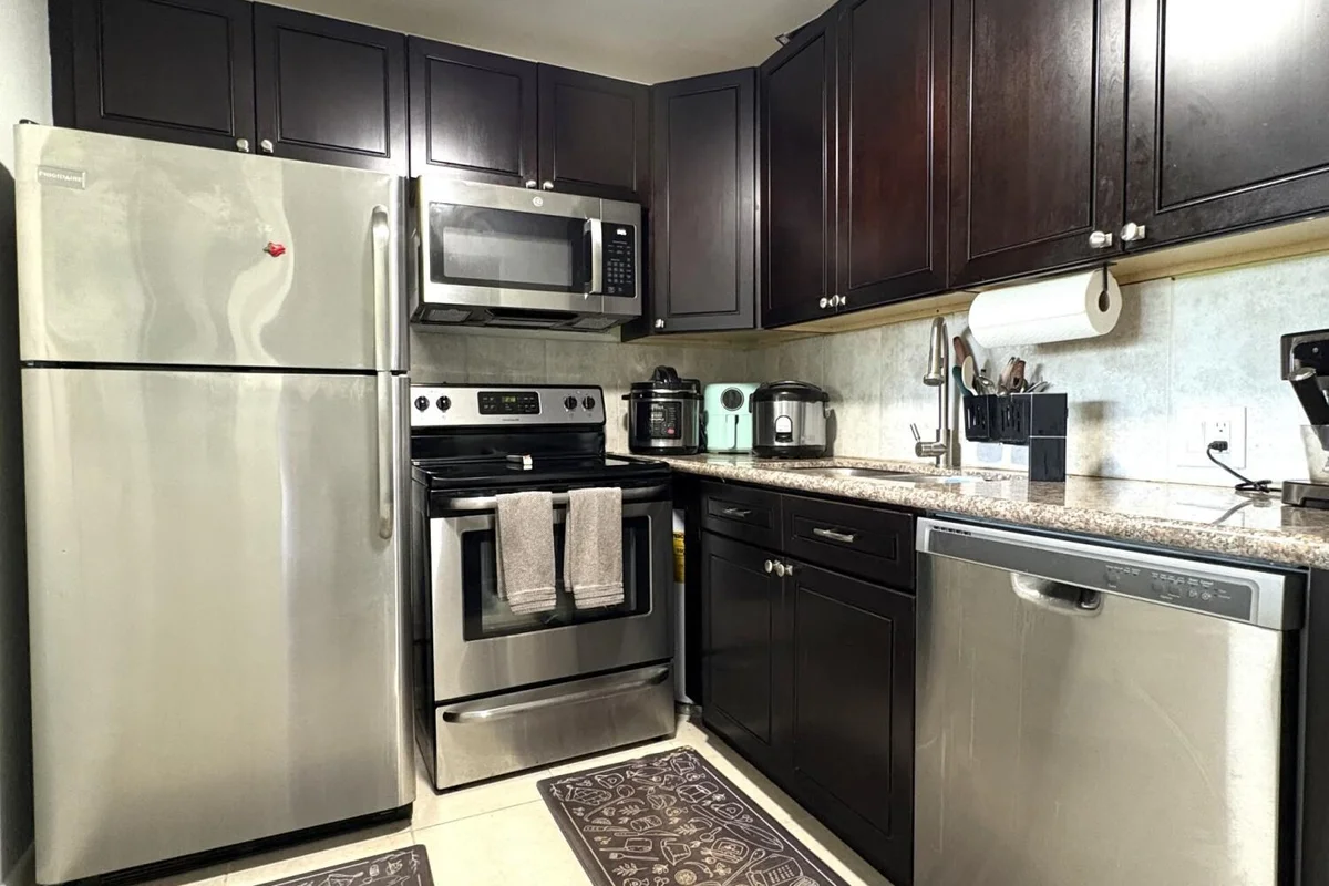 65 Preston B, Boca Raton: photo 1 of 22