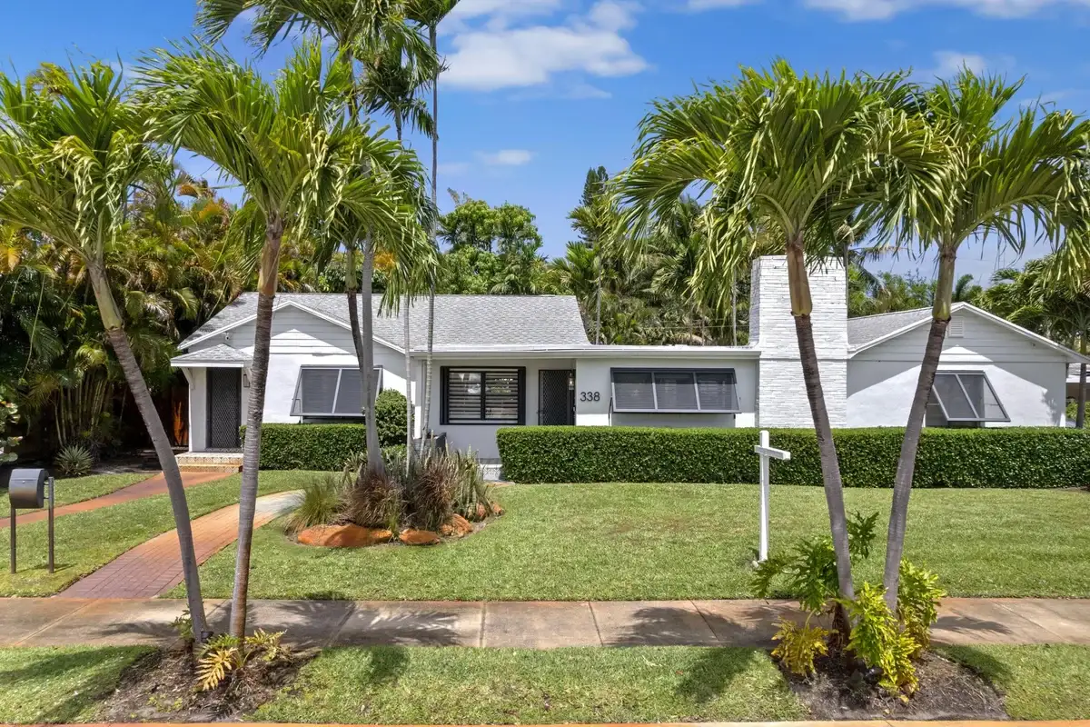 338 Princeton Dr, Lake Worth Beach: photo 1 of 34