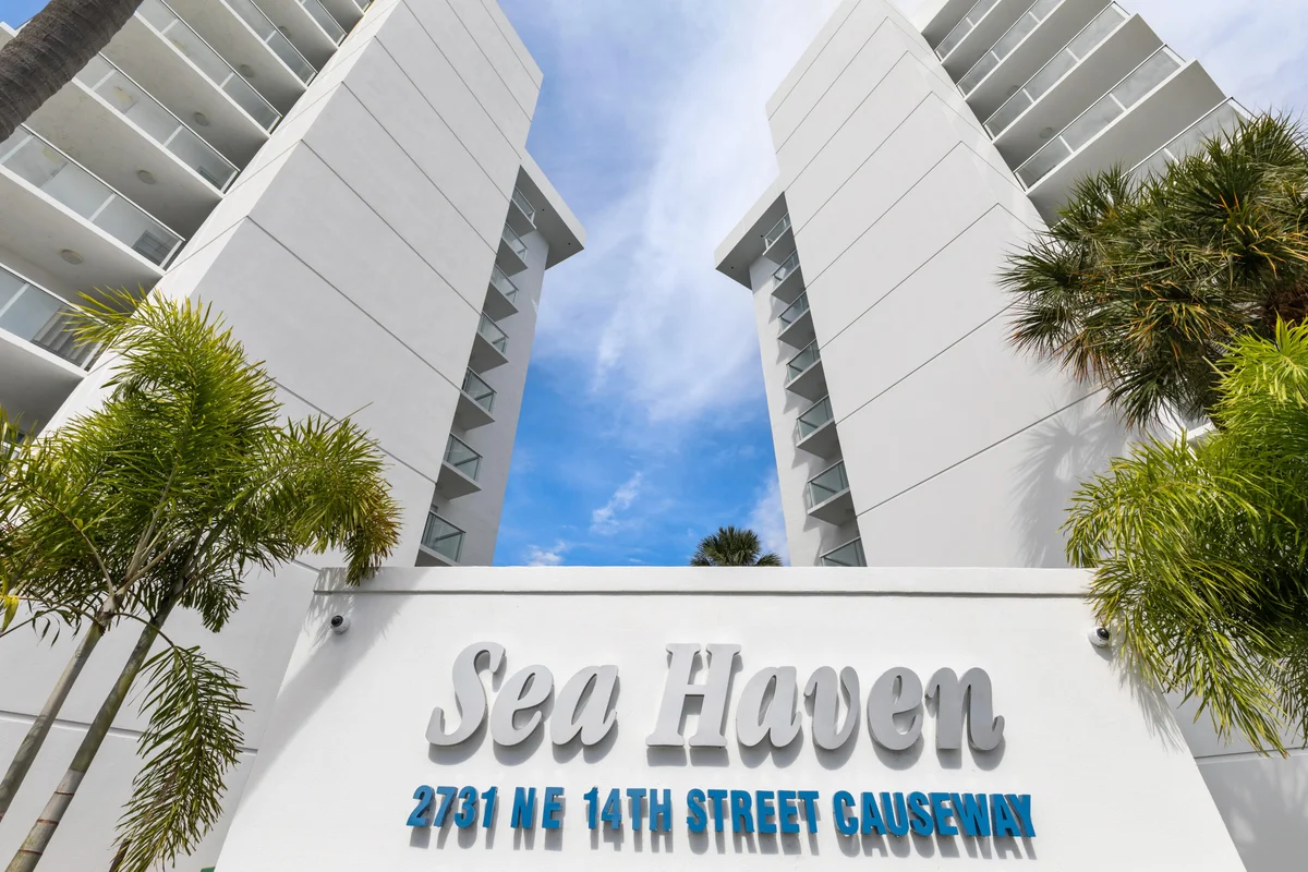 2731 NE 14th Street Cswy NE #612, Pompano Beach: photo 1 of 56