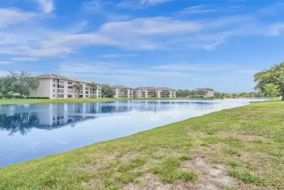 9440 Poinciana Pl #101, Davie: photo 1 of 30